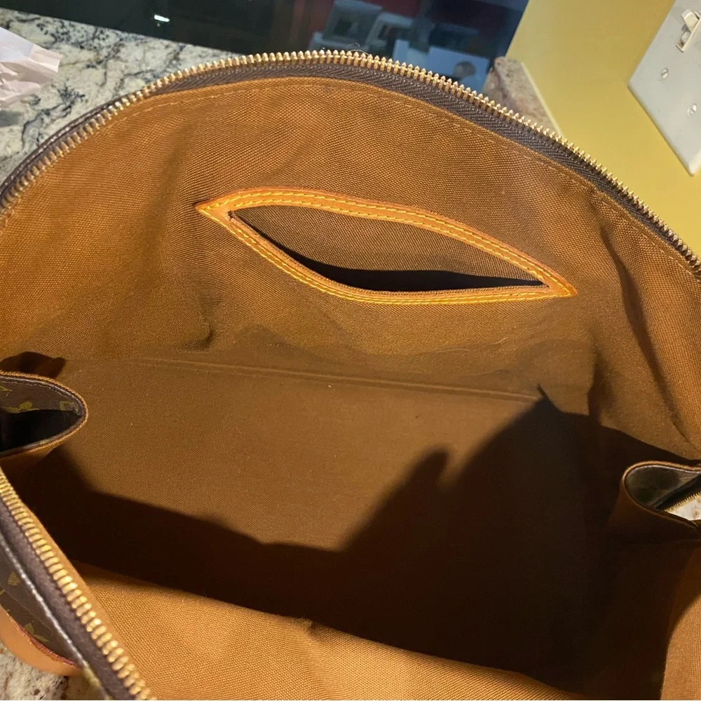 Louis Vuitton Alma PM - Picture 8 of 16